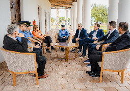 Raúl dispuso el ascenso de más de 450 efectivos de la Policía de Ca...