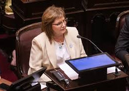 Senado abre el debate de reforma electoral, en medio de tensiones entre ofici...