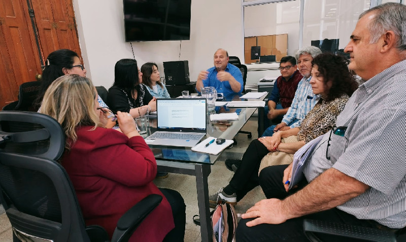 Obra Pública, Educación y gremios docentes fortalecen la agenda conjunta de infraestructura escolar