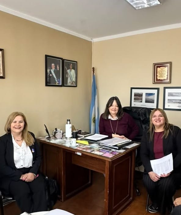 Por una nueva ley de violencia digital en Catamarca - Siguen con el MISMO CHAMULLO - CERO PROYECTOS